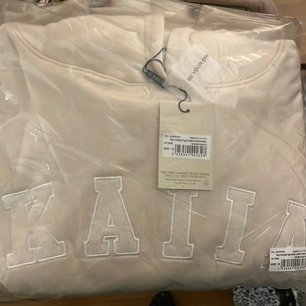 ASOS Kaiia beige sweatshirt size 16